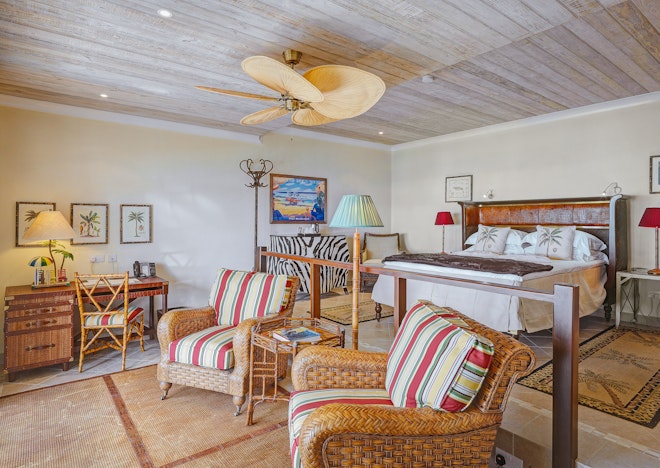 Beachfront Suite - Bedroom