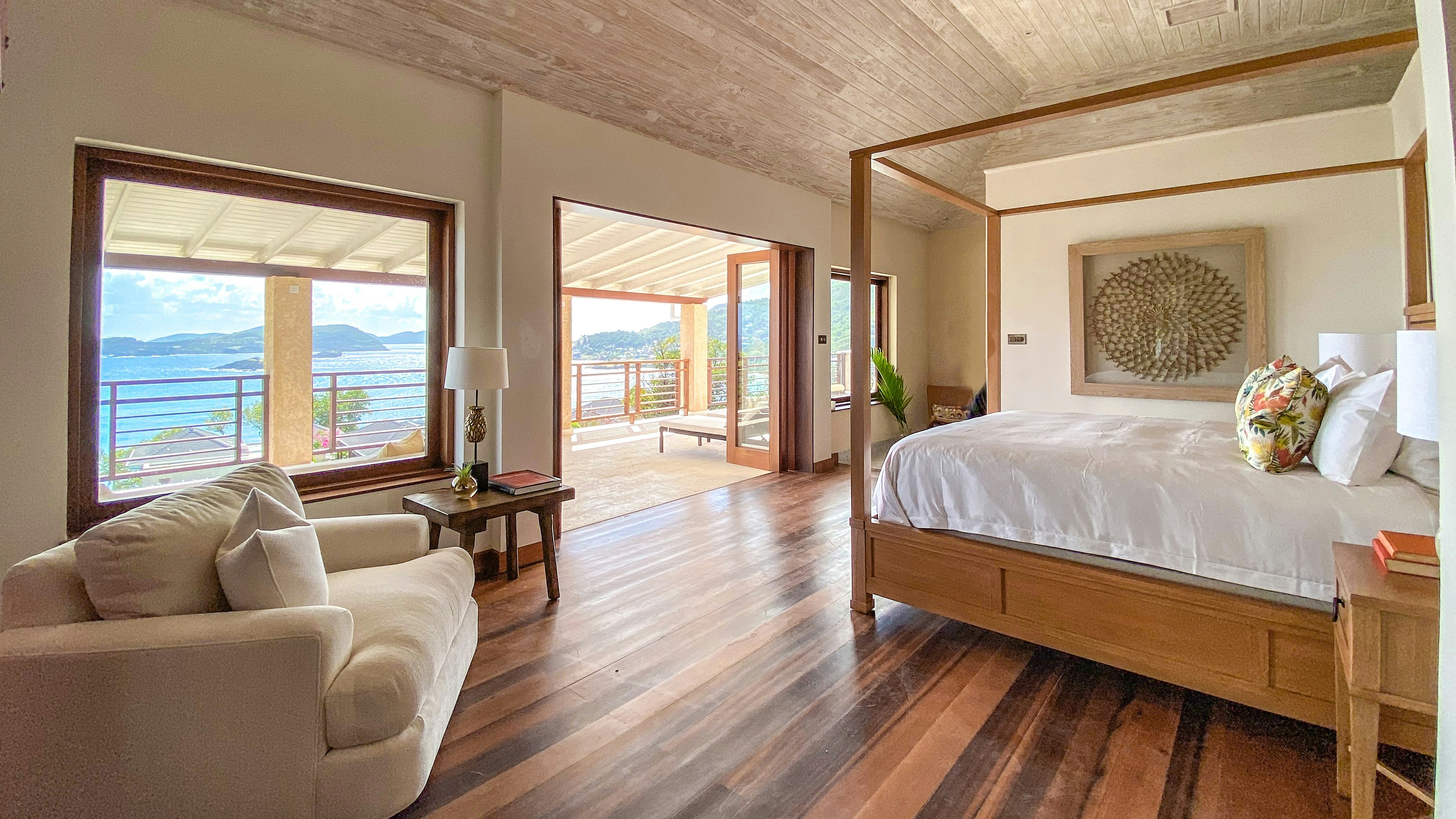 Coral Hill Villa - Bedroom