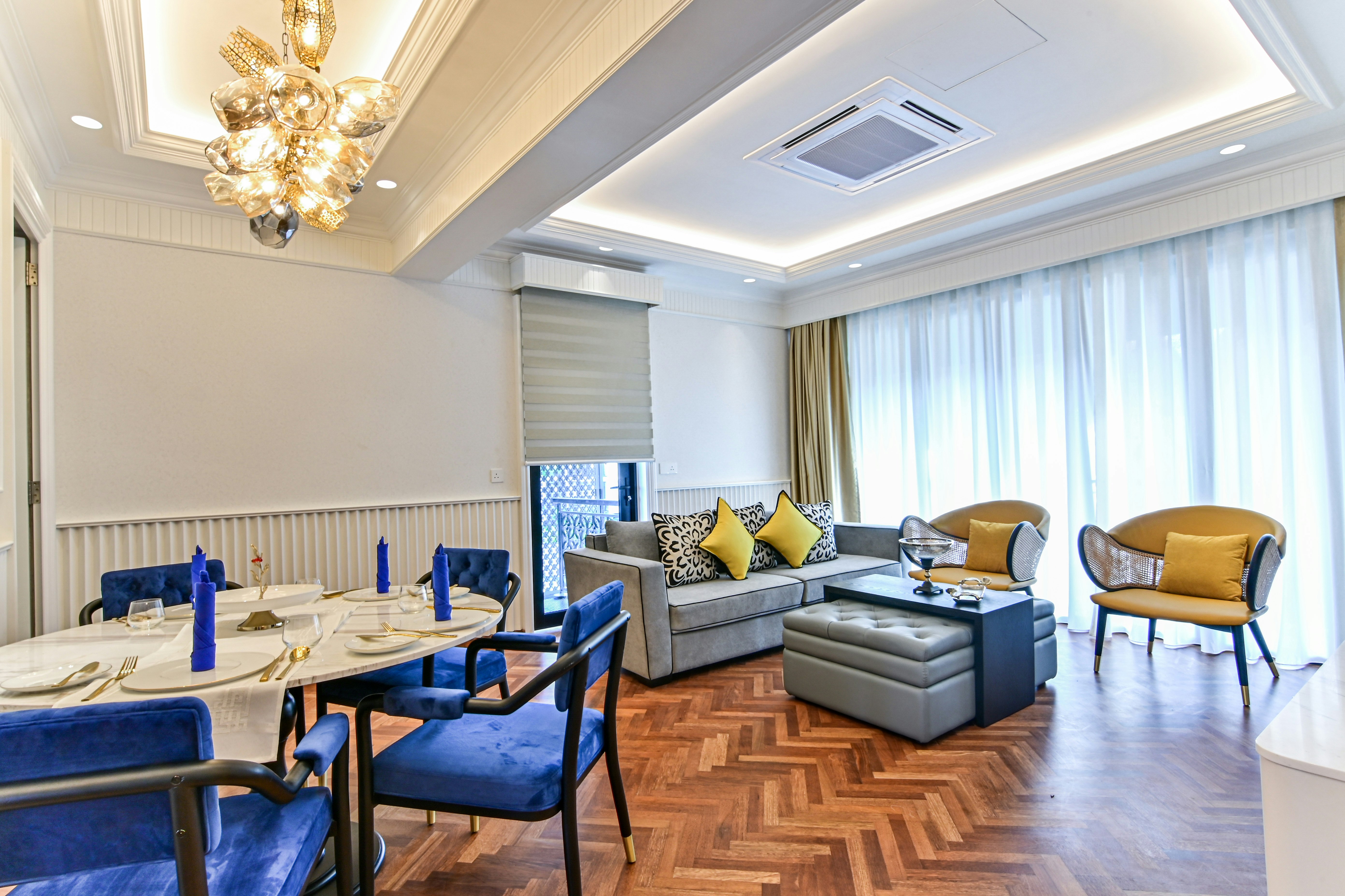 Family Villa - Living & Dining Area