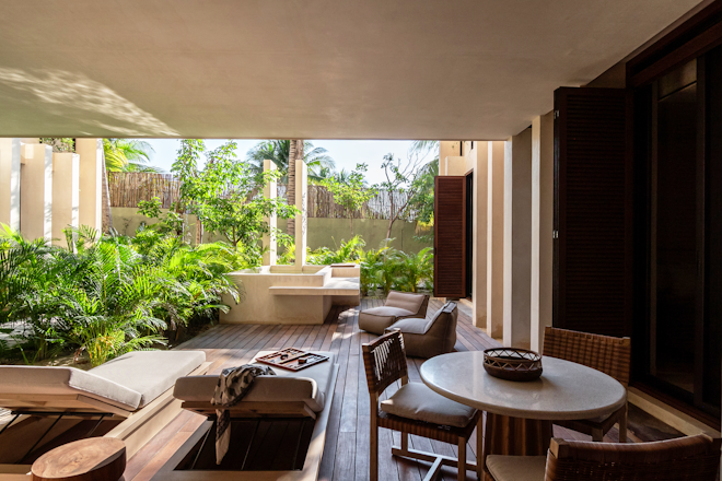 3BR Garden View - Outdoor Patio