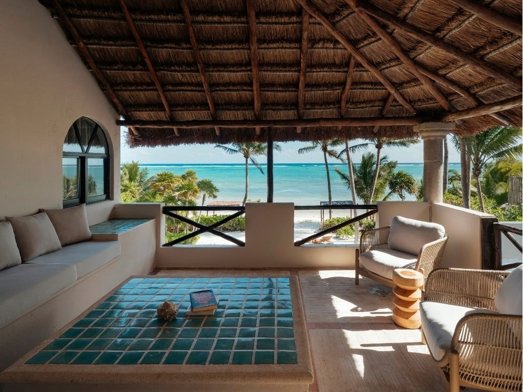 2BR Oceanfront Villa - Terrace