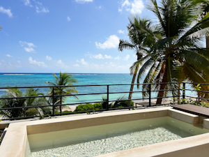 3BR Oceanfront - Pool