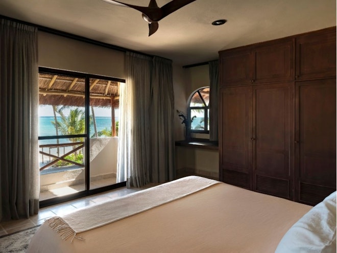 2BR Oceanfront Villa - Bedroom