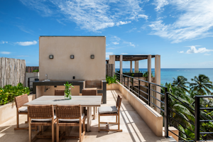3BR PH Ocean View - Terrace
