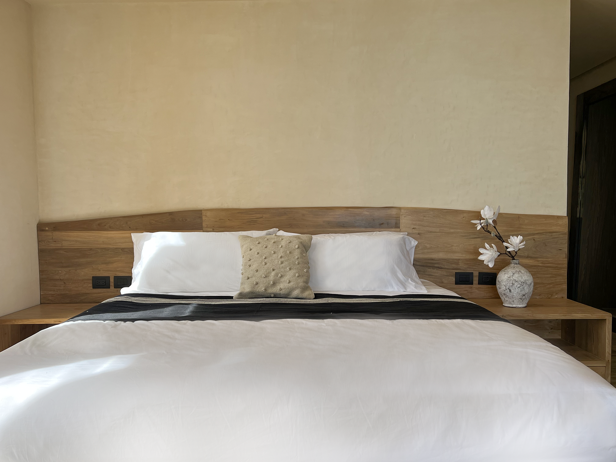 3BR Oceanfront - Bedroom