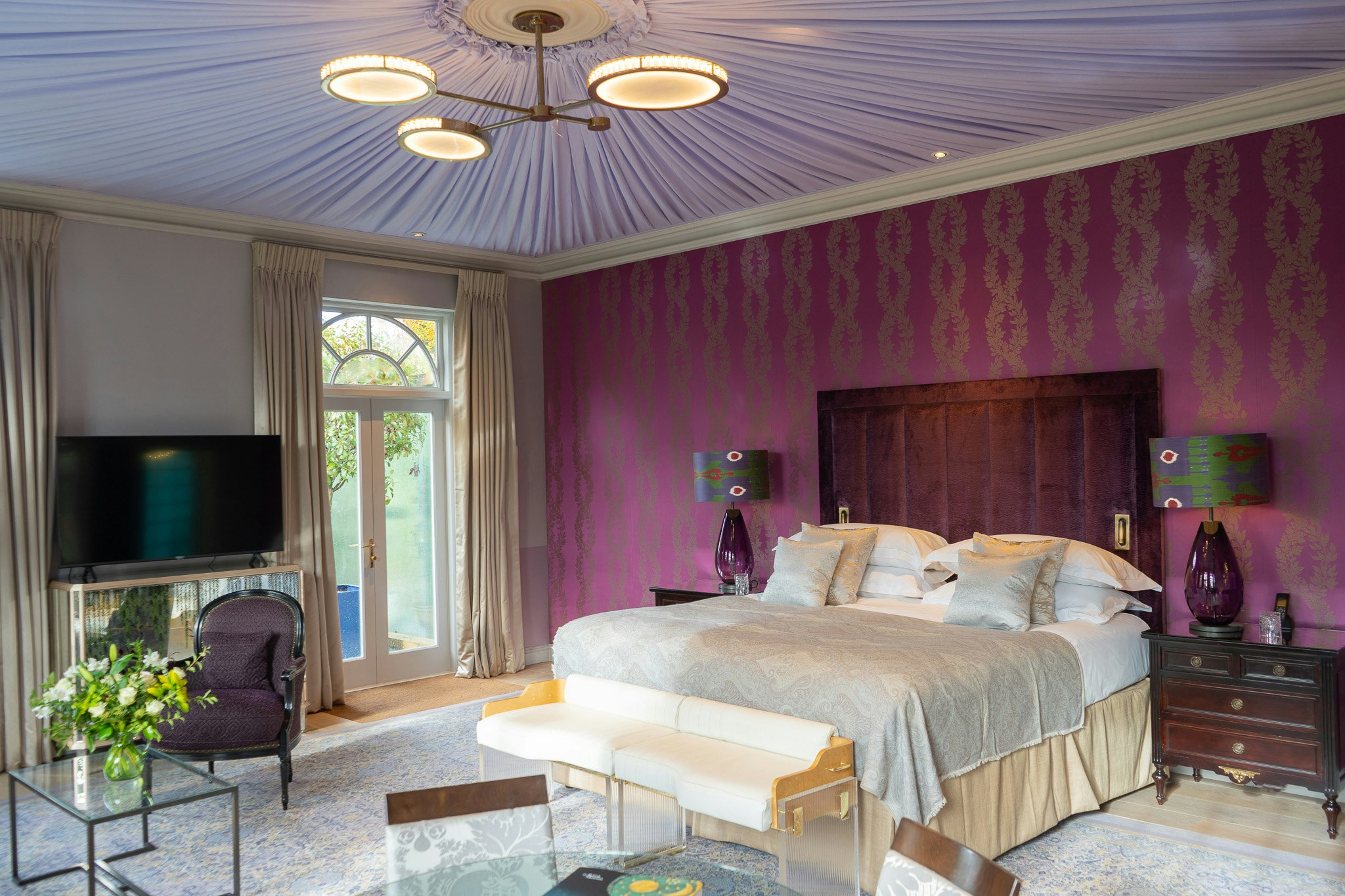 Luxury Hot Tub Suite