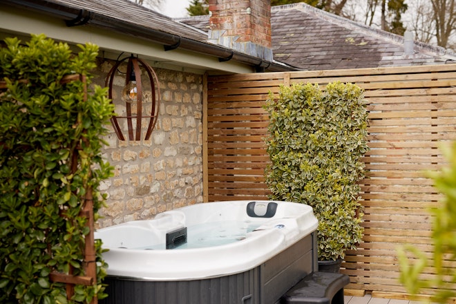 Hot Tub Junior Suite