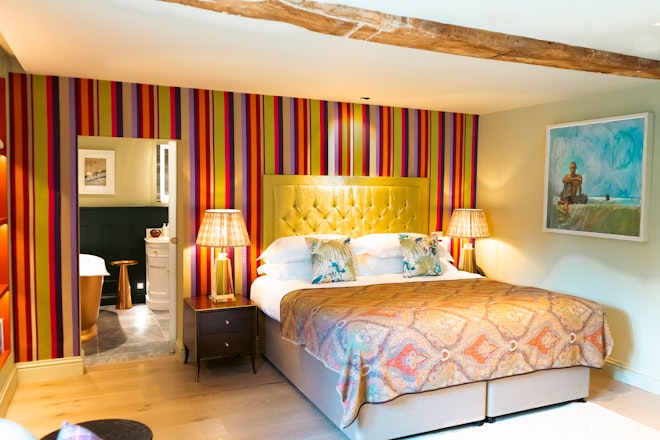 Roomy Room