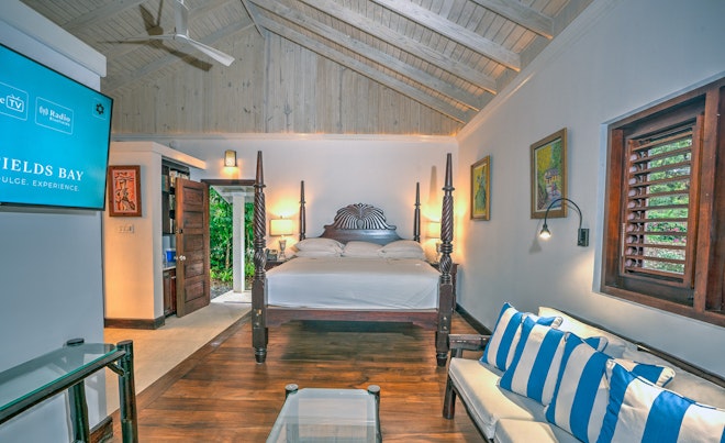 Suites - Bedroom