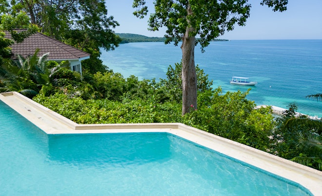 Suites - Pool