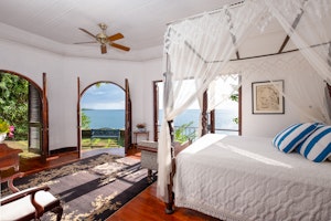The Hermitage Bedroom Master 2