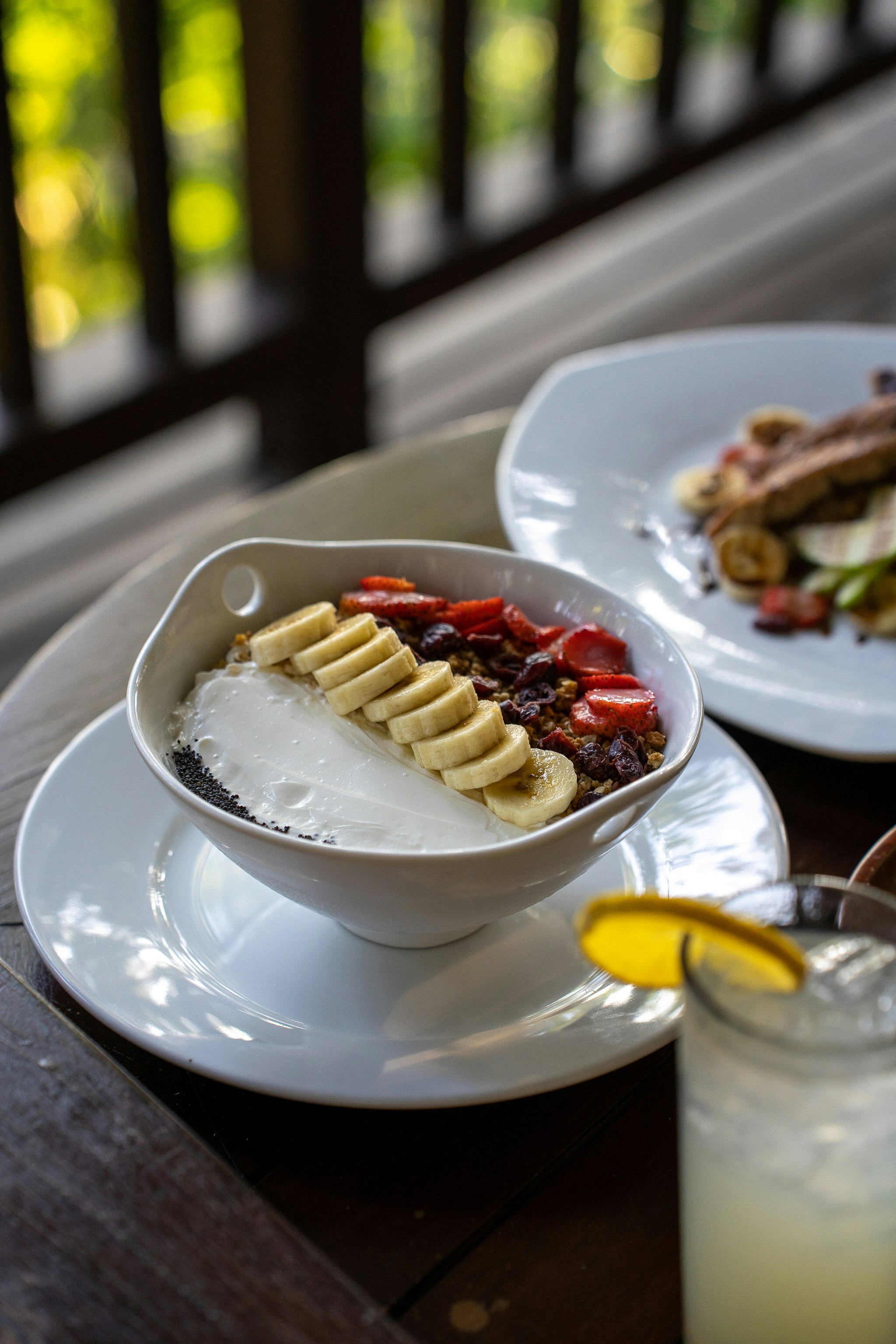 Lake View Junior Suite King - In-Room Dining