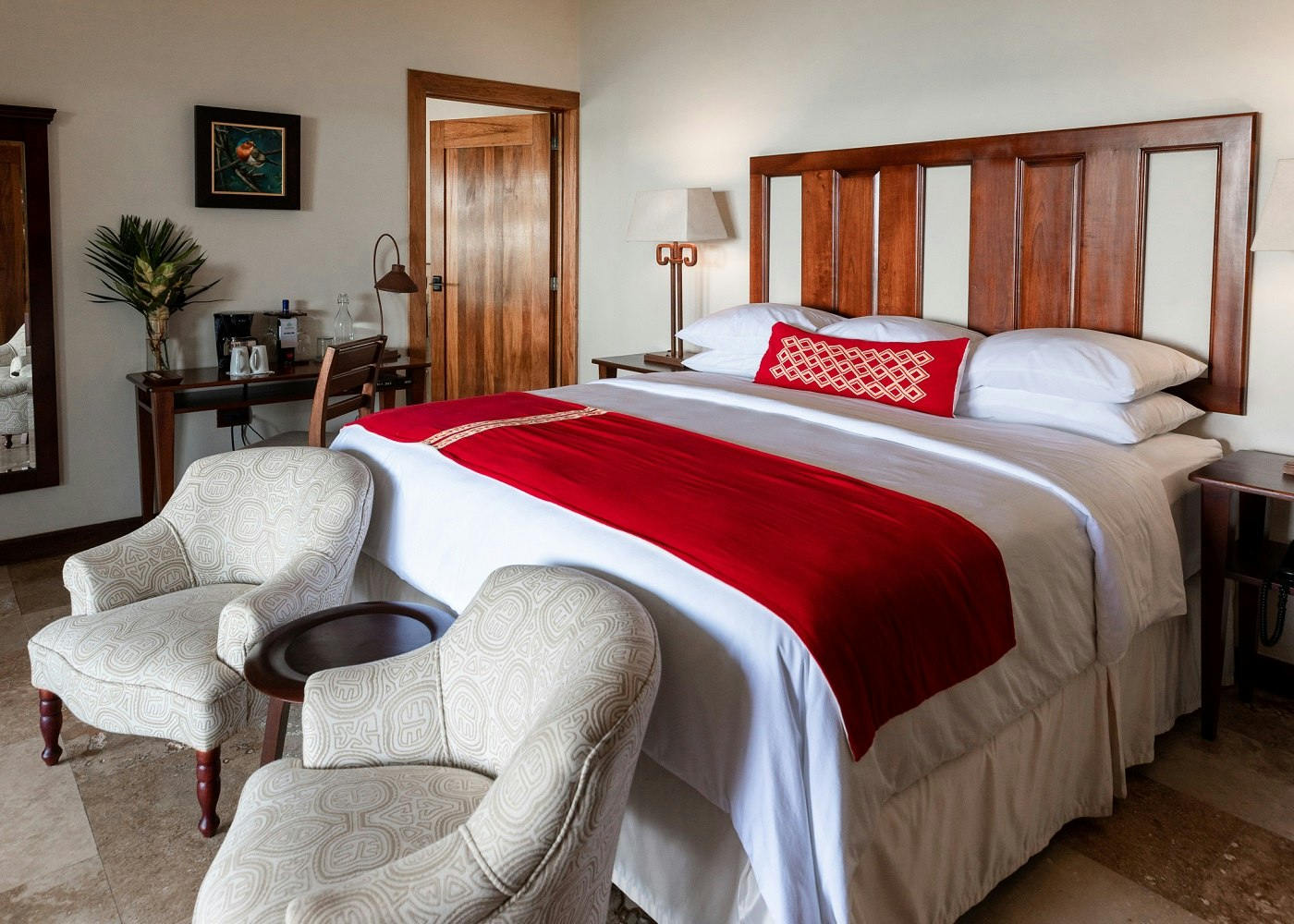 Garden View King - Bedroom