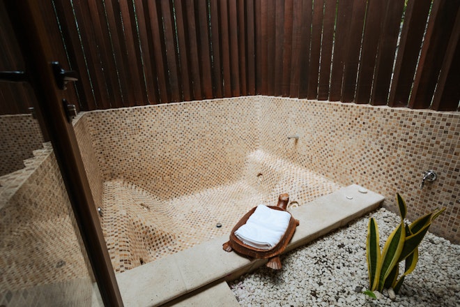 Lake Breeze Suite King - Bathroom