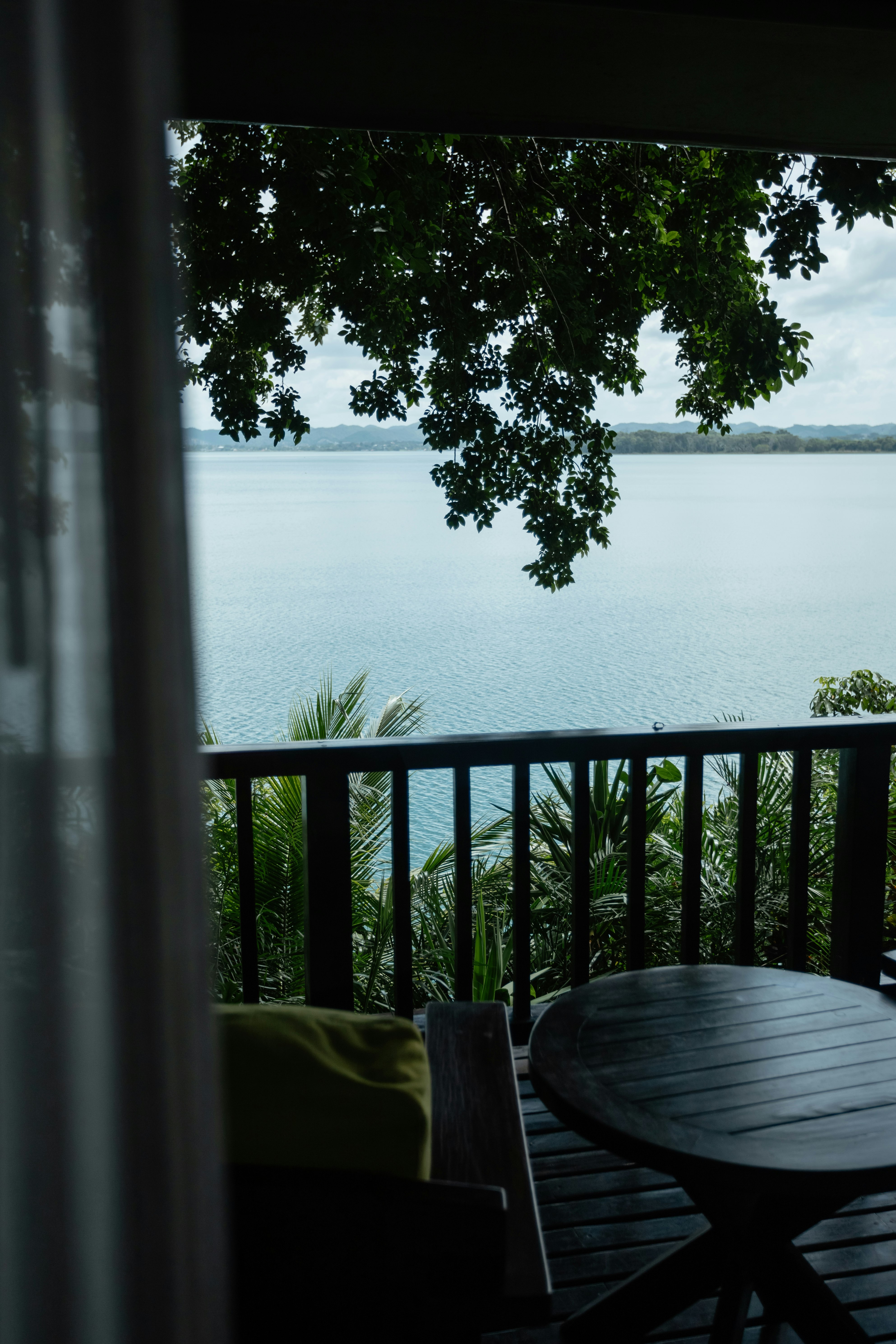 Lake View Junior Suite Queen - Terrace