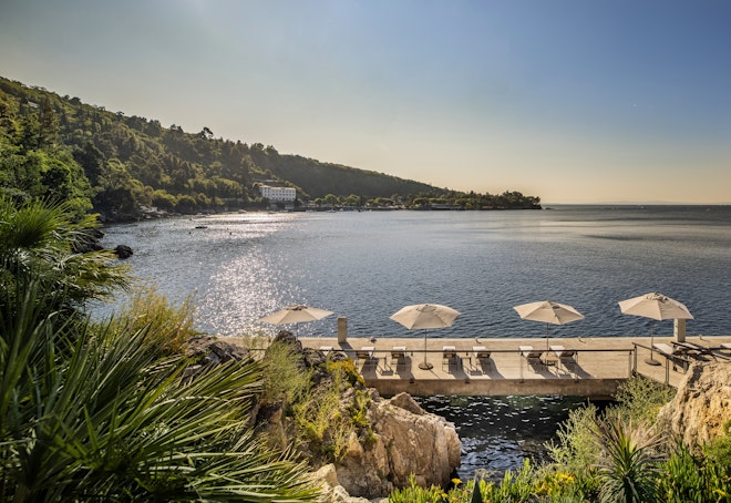 Private Dock with Sun Loungers