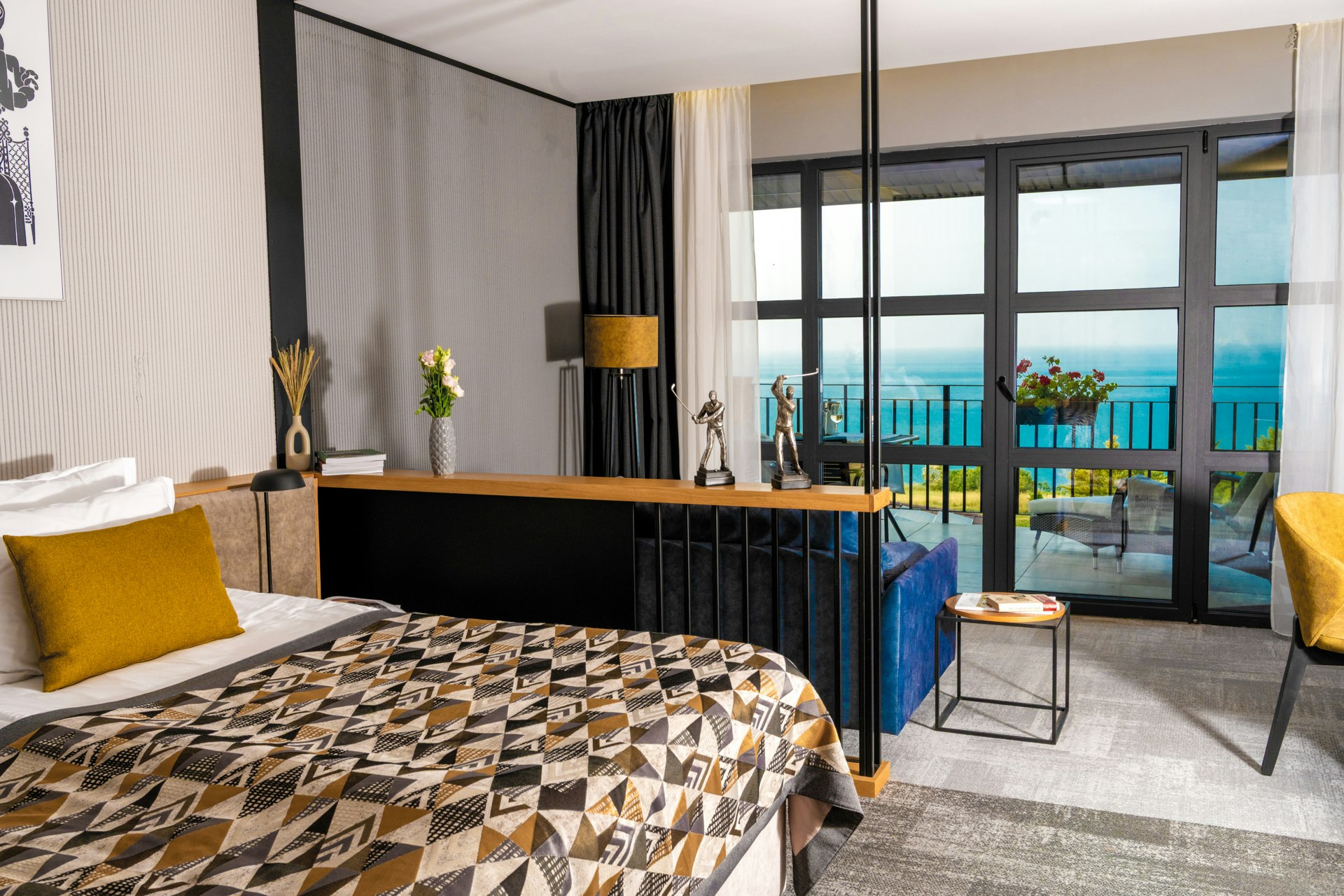 Deluxe Double/Twin Sea View - Bedroom