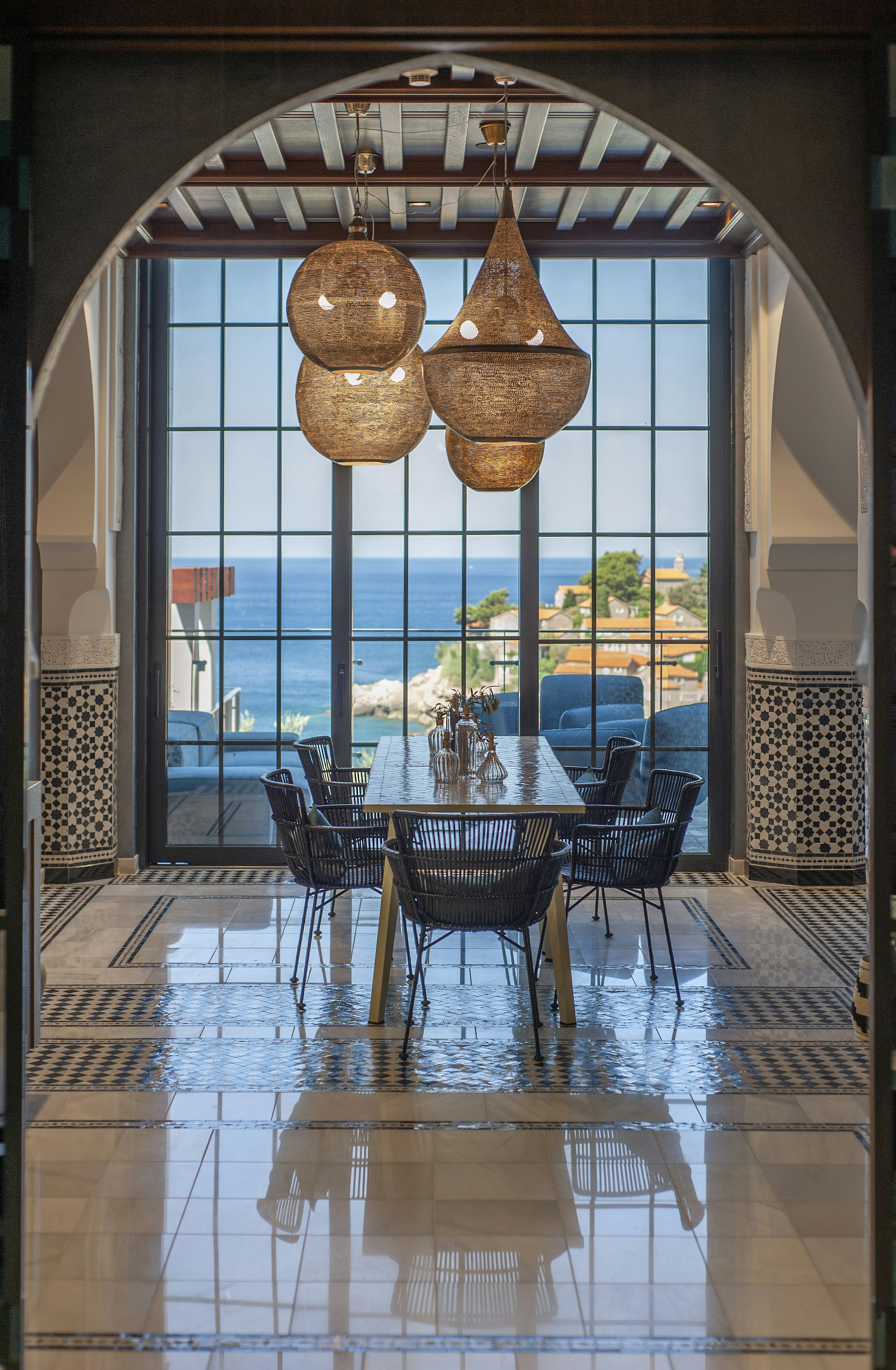 Salma Suite Dining Area