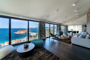 Selene Suite
