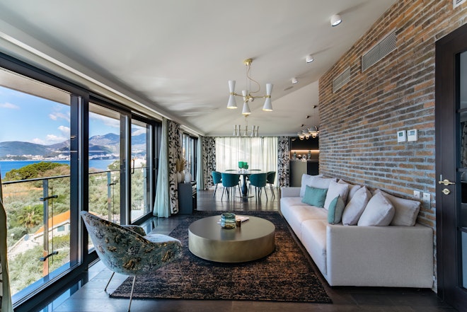 Selene Suite