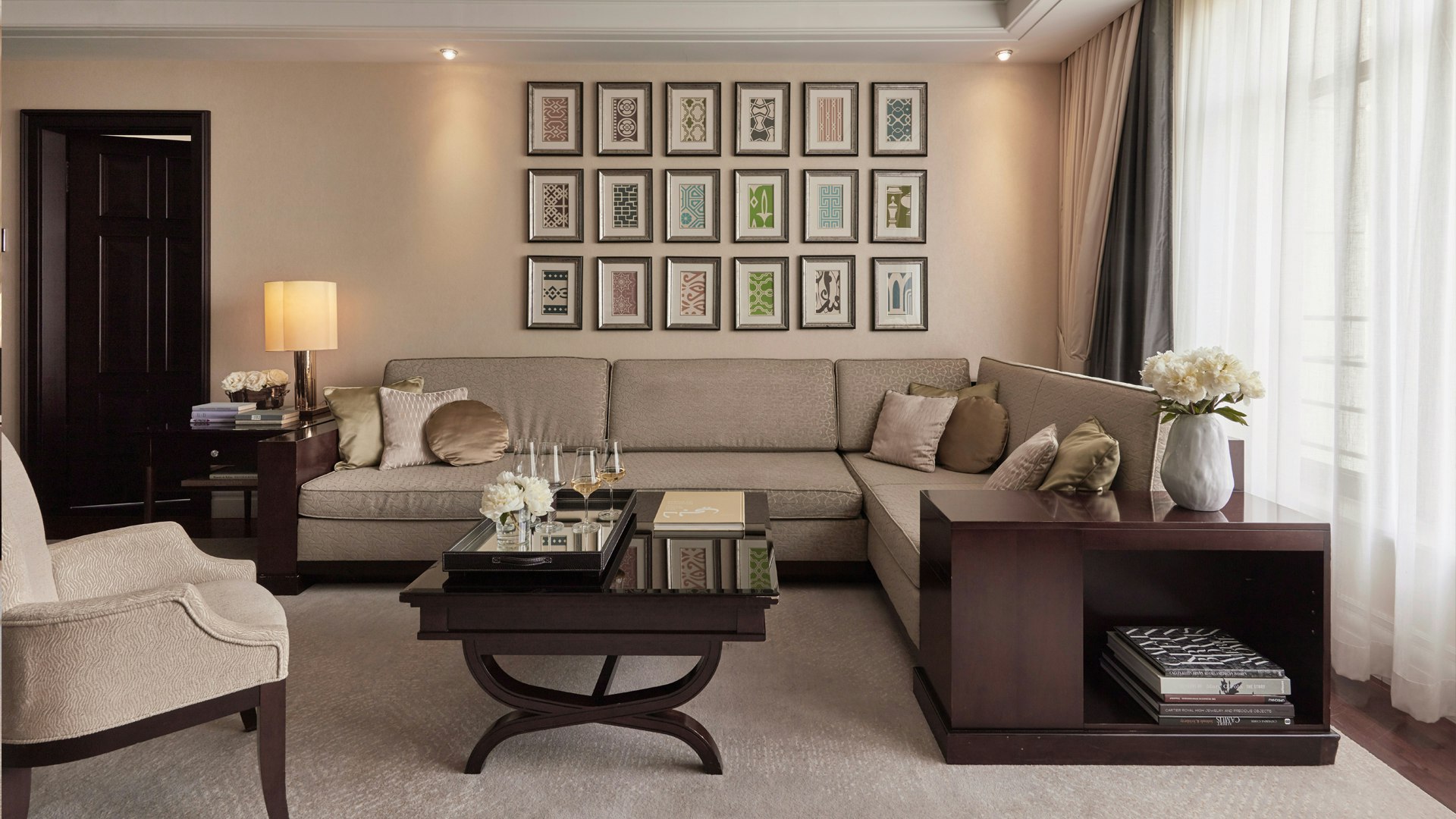 Classic Suite Living Room Breidenbacher Hof