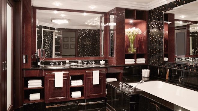 Presidential Suite Bathroom Breidenbacher Hof