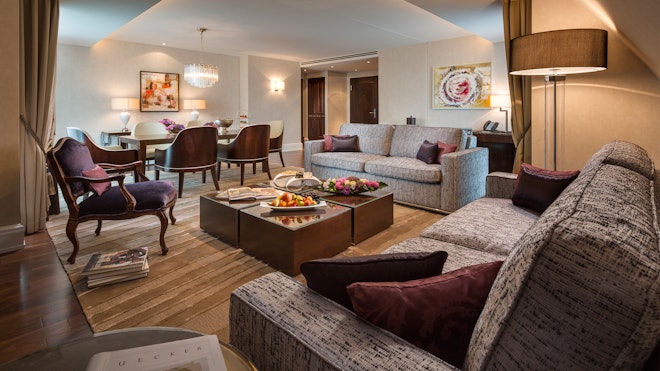 Executive Suite Living Room Breidenbacher
