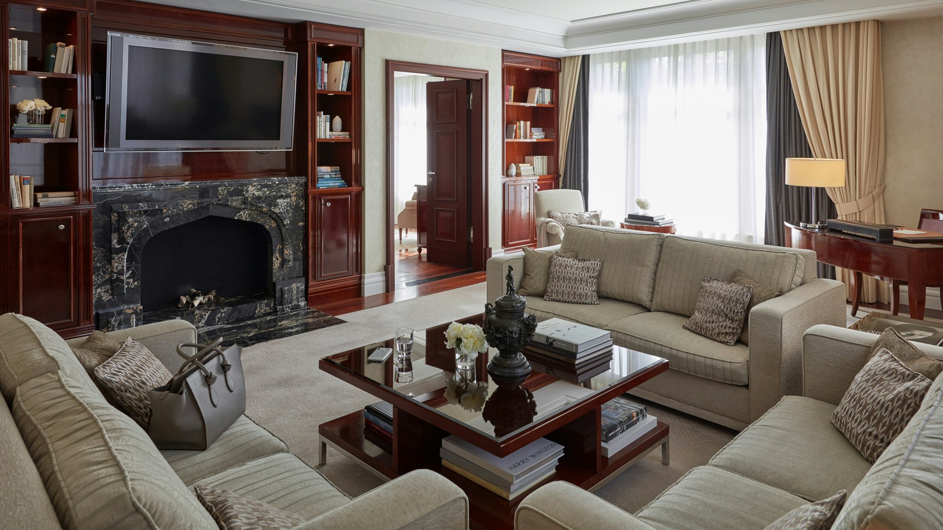 Grand Suite Living Room Breidenbacher Hof