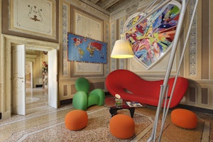 Sitting Area