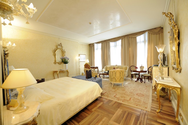 Grand Canal The Four Light Windows Suite - Bedroom