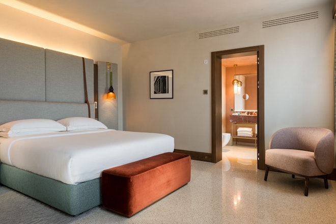 Suite Altana