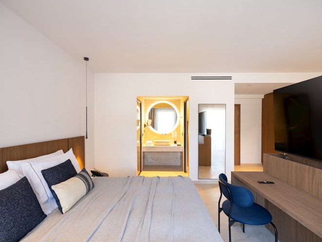 Junior Suite - Bedroom
