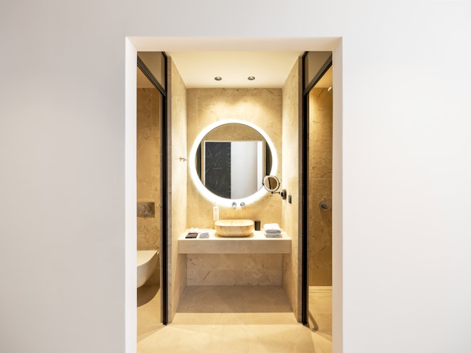 Suite - Bathroom