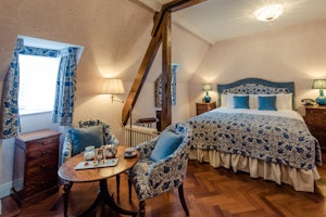 Superior Manor House Bedroom