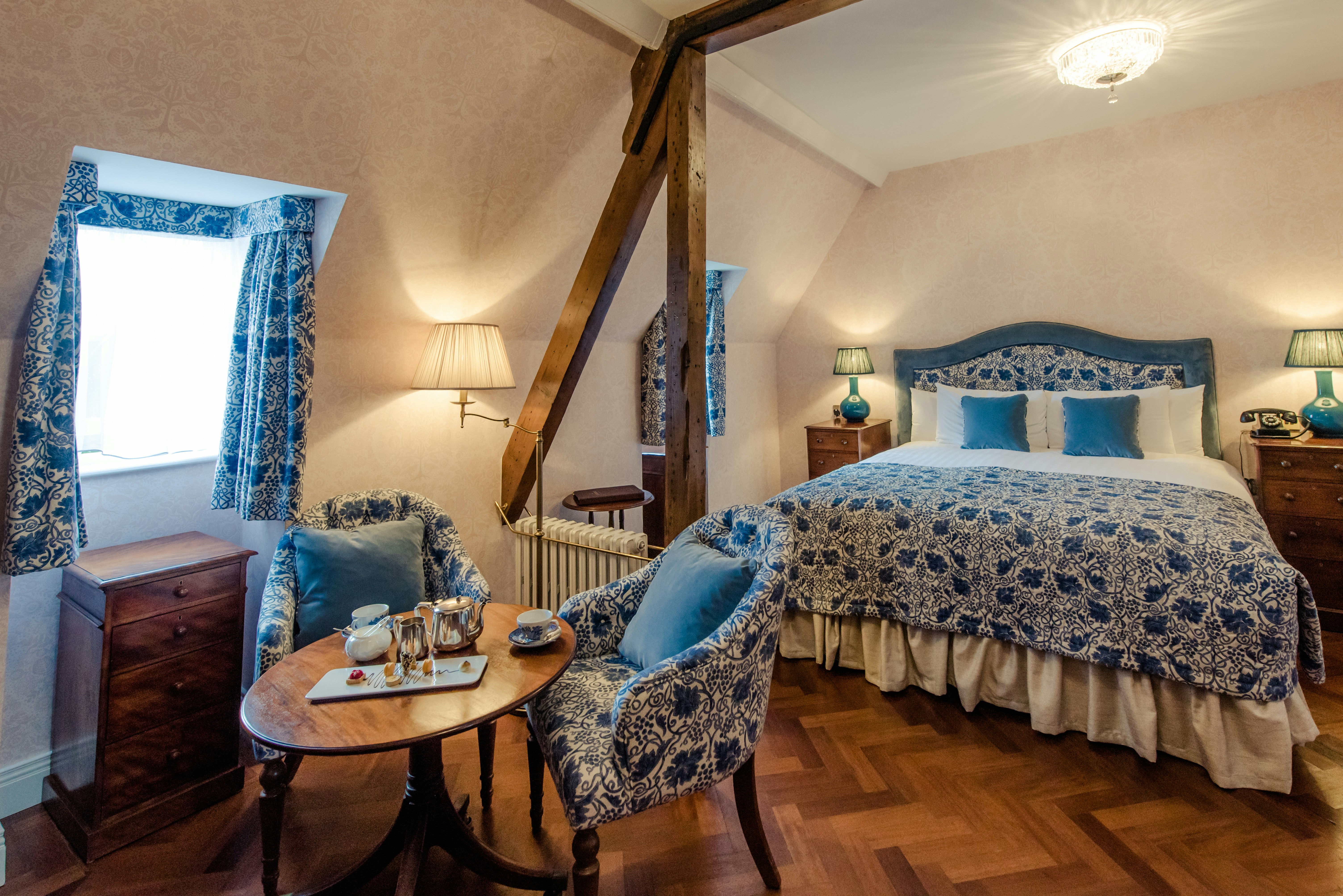 Superior Manor House Bedroom