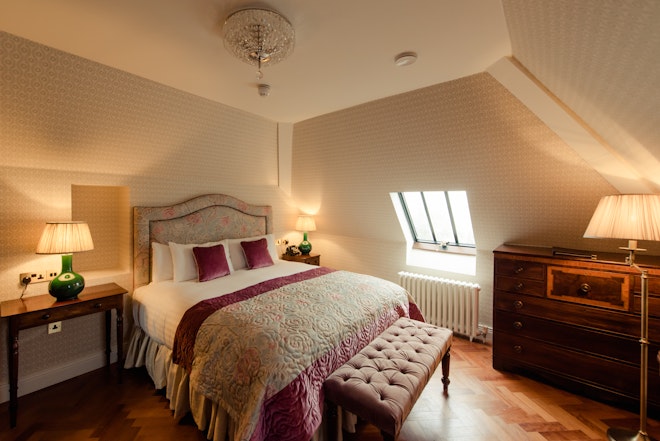 Superior Manor House Bedroom