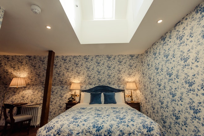 Superior Manor House Bedroom