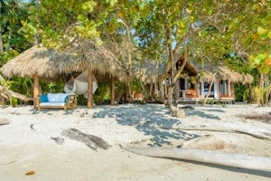 Suite Exterior