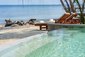 Shoreline Infinity Pool