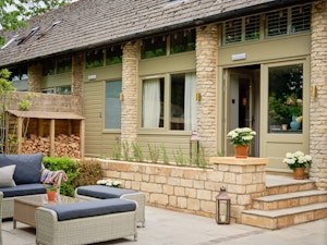 Barnsley Cottage - Patio