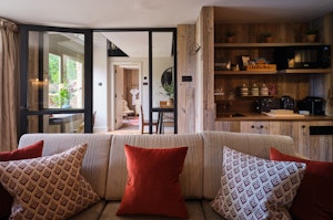 Barnsley Cottage - Living Area