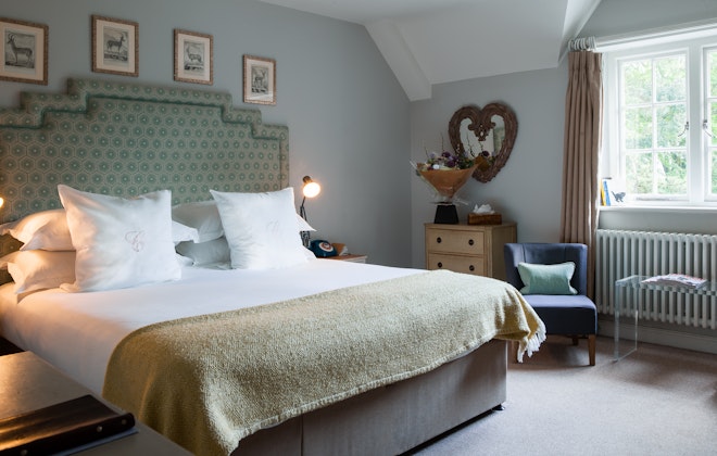 Comfy - Avening Bedroom