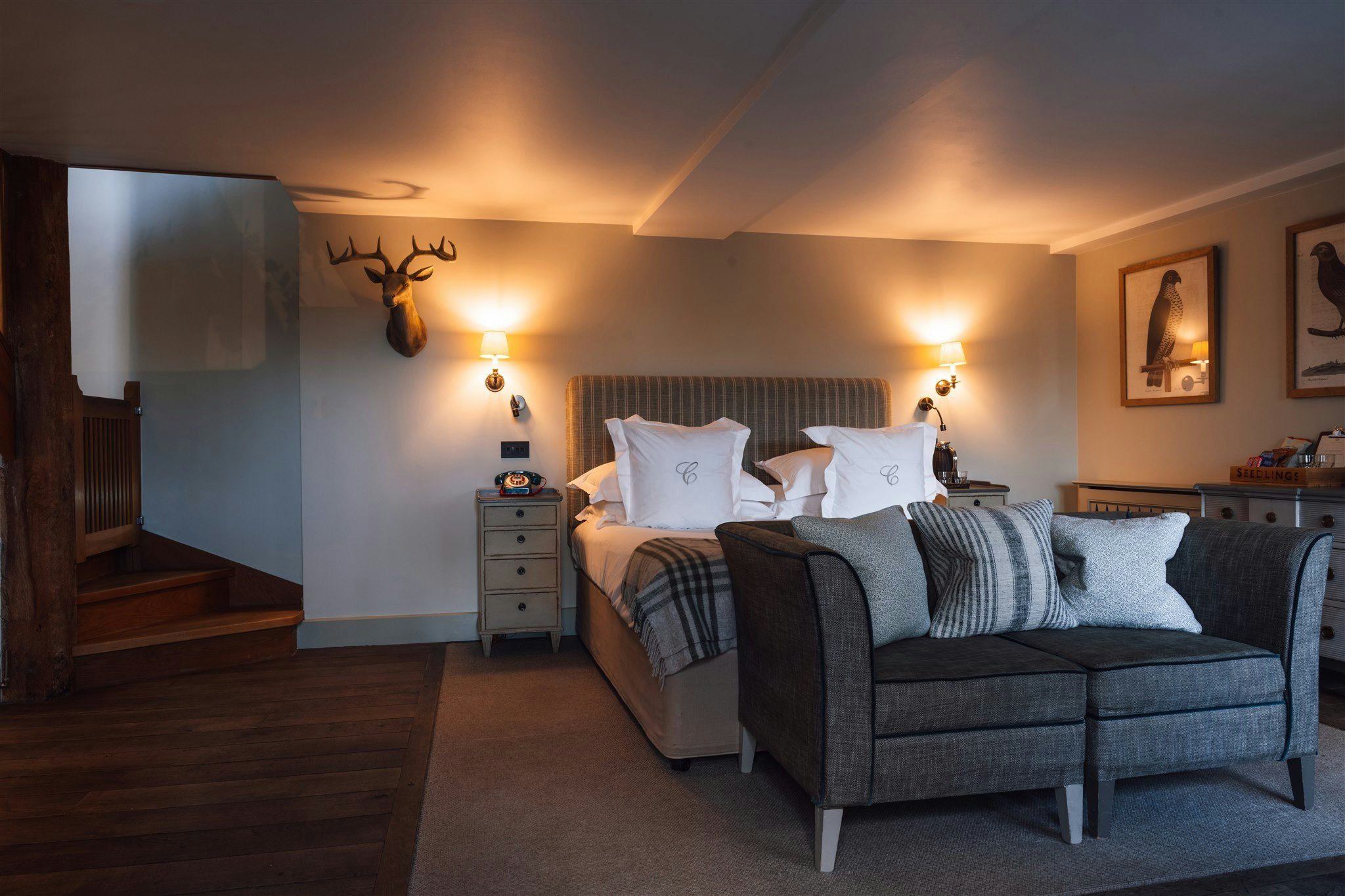 Generous Family Room - Malmesbury Bedroom