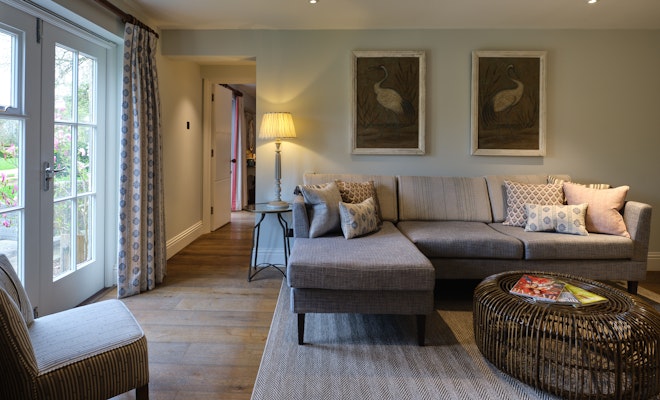 Generous Family Suite - Bowood Living Area
