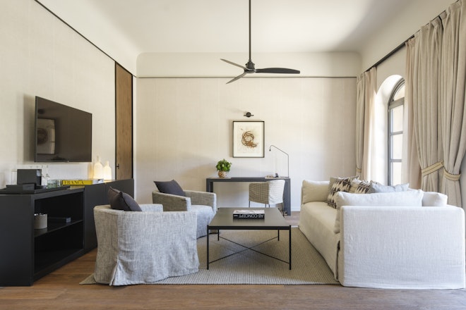 Pool Suite - Living Area