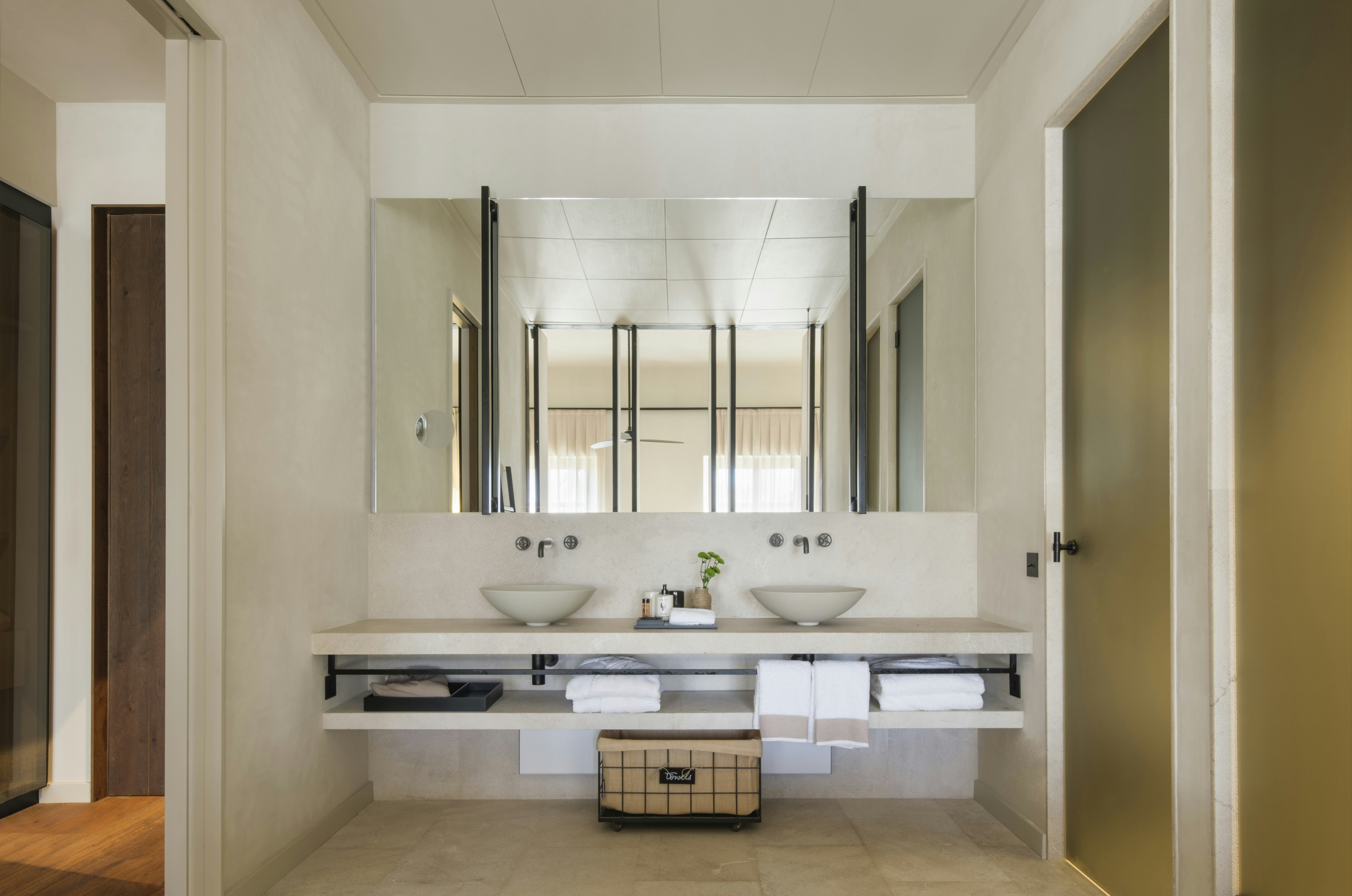 Junior Suite - Bathroom