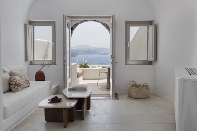 Superior Suite Plunge Pool Caldera Sea View