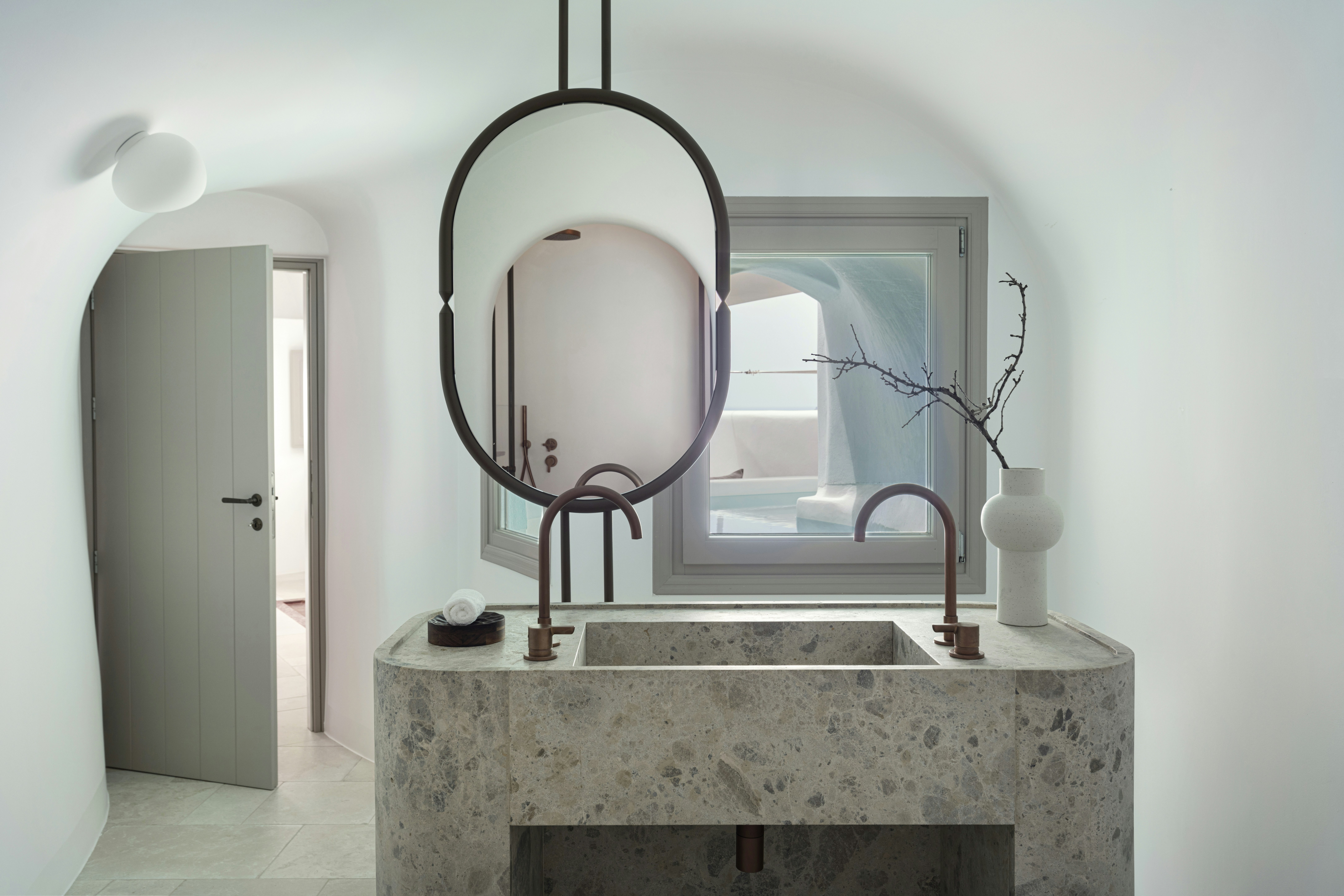 River Pool Suite Caldera Sea View