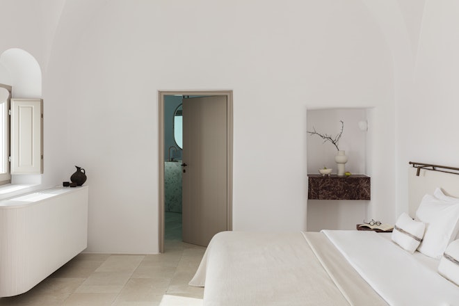 River Pool Suite Caldera Sea View