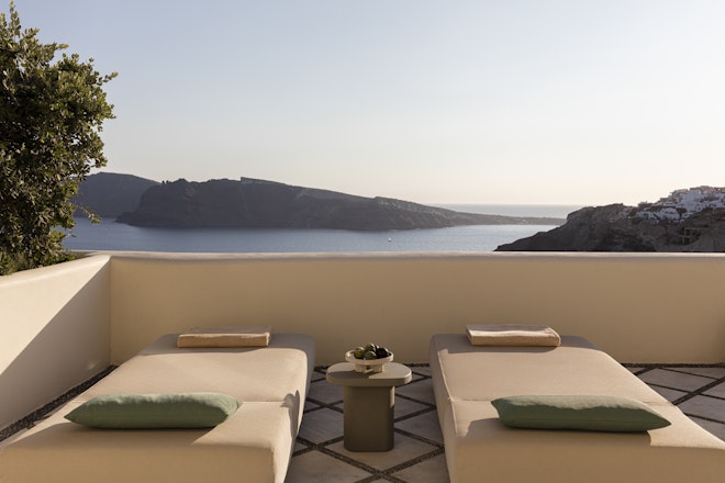 River Pool Suite - Terrace